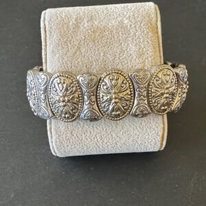 Elegant Silver Magnetic Bracelet with Intricate Design